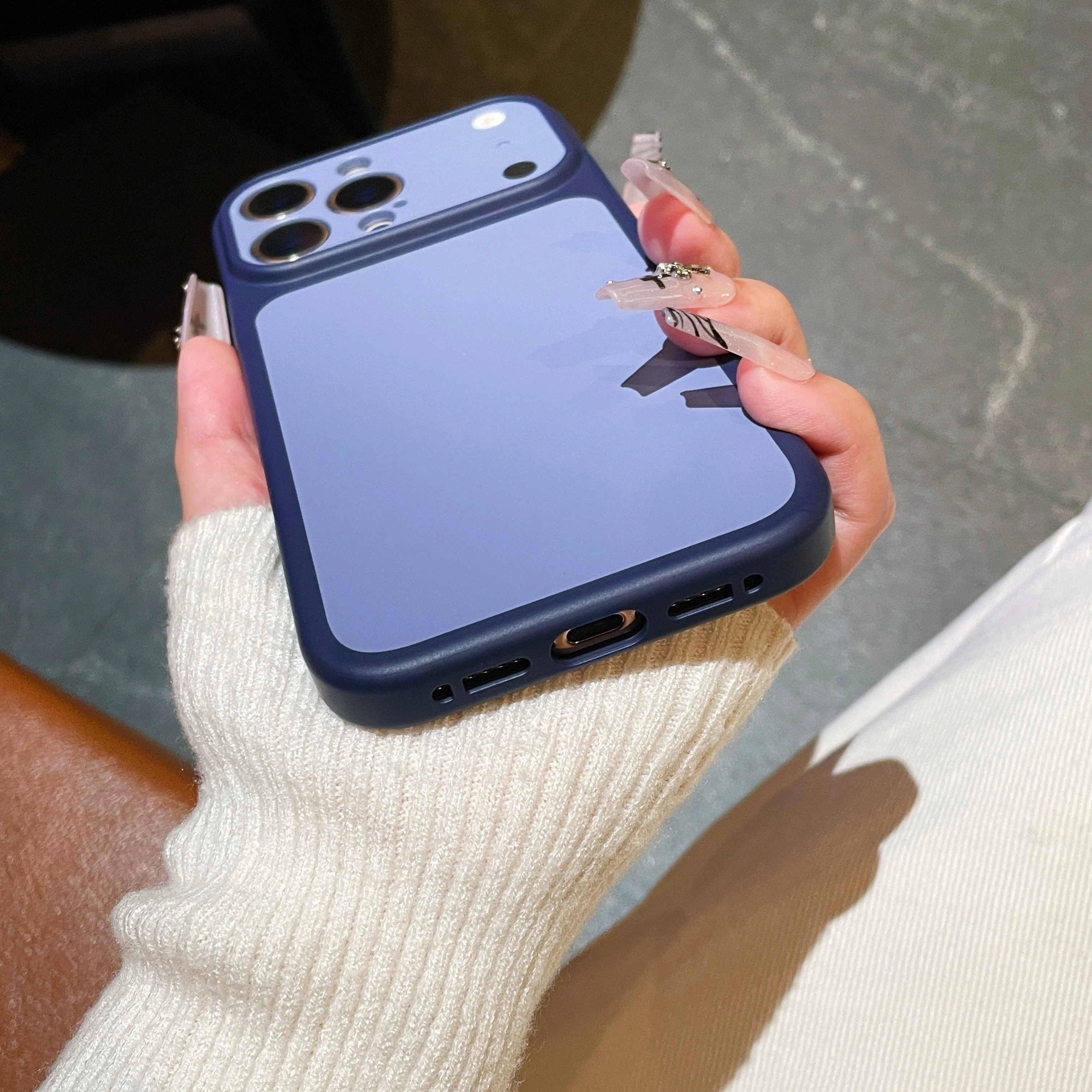 Suitable for Apple 17 Promax phone case, large window, skin feel, frosted, iPhone 16 Pro hard 15 Pro simple
Suitable for Apple 17 Promax phone case, large window, skin feel, frosted, iPhone 16 Pro hard 15 Pro simple