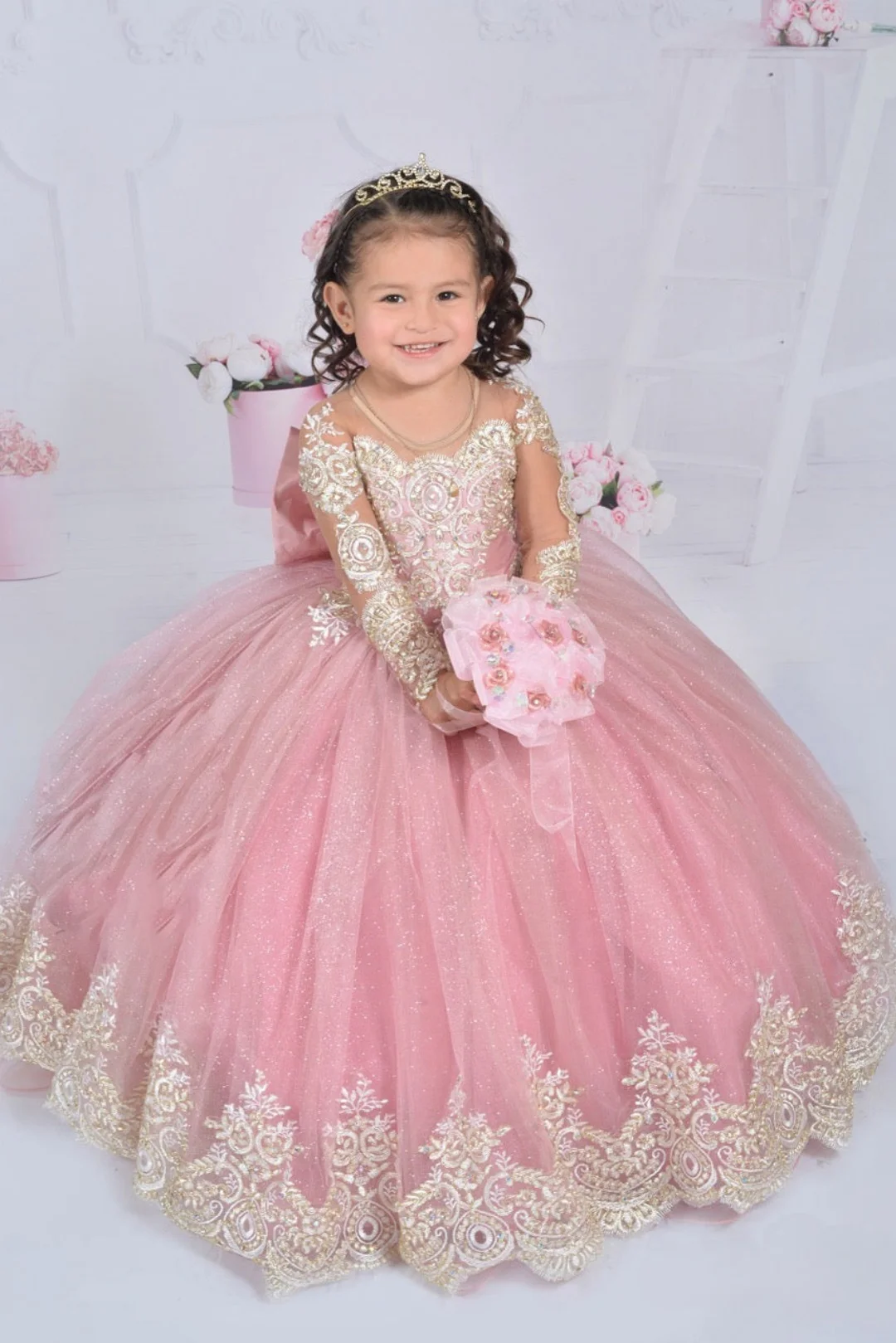 Customized Ivory Flower Girl Dresses For Wedding Appliques Floor Length Kids Birthday Party First Communion Pageant Gown
Customized Ivory Flower Girl Dresses For Wedding Appliques Floor Length Kids Birthday Party First Communion Pageant Gown