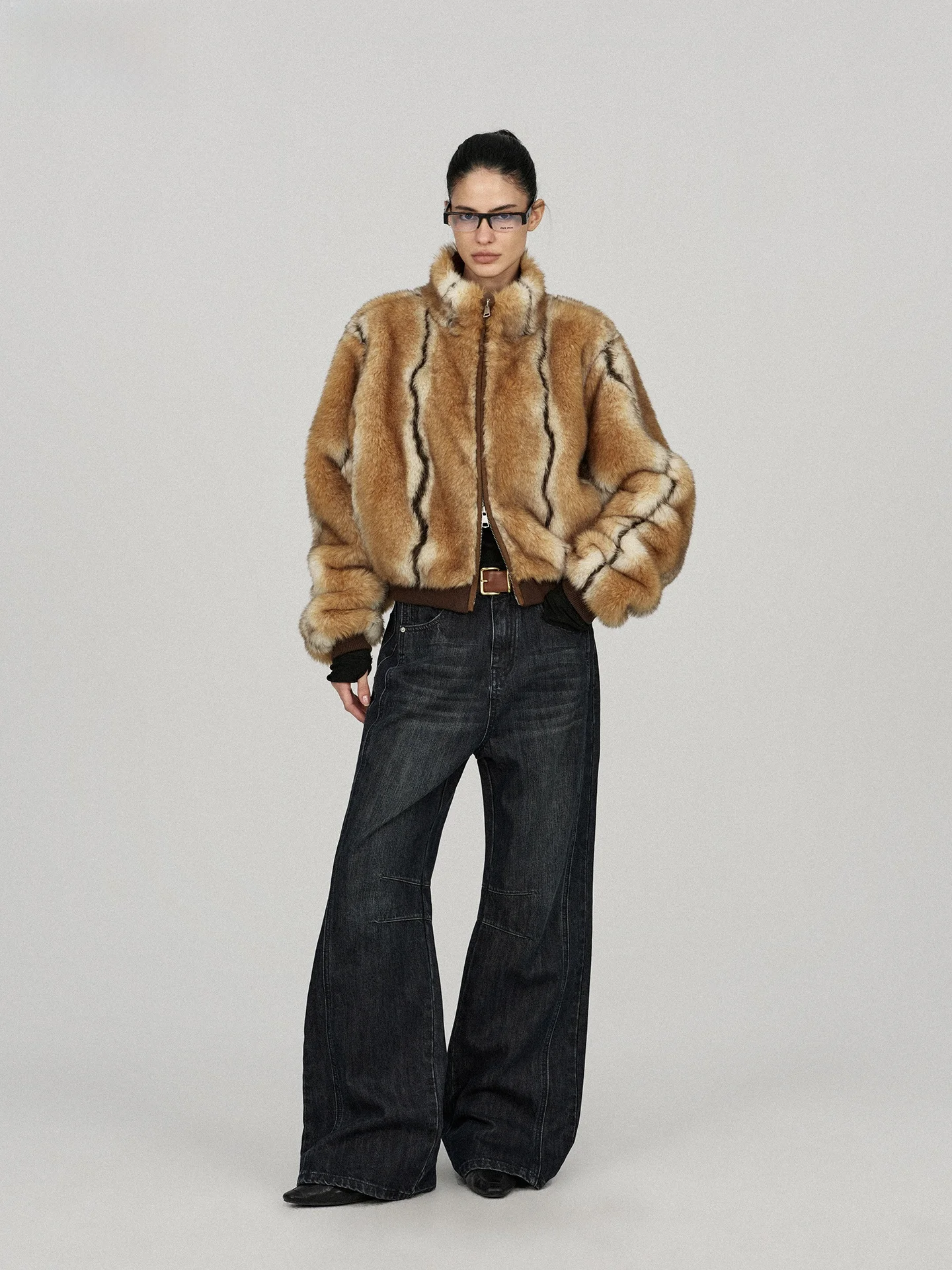 Джинсы Acense Studio из плотного хлопкового денима с бамбуковой текстурой, расклешенные, с эффектом ручной обработки, повседневные, женские
Джинсы Acense Studio из плотного хлопкового денима с бамбуковой текстурой, расклешенные, с эффектом ручной обработки, повседневные, женские