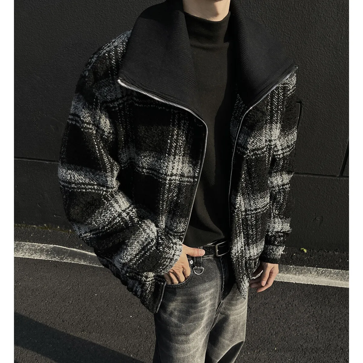 Autumn and winter American high neck windproof retro warm jacket, woolen plaid pattern jacket, men's thick jacket
Autumn and winter American high neck windproof retro warm jacket, woolen plaid pattern jacket, men's thick jacket