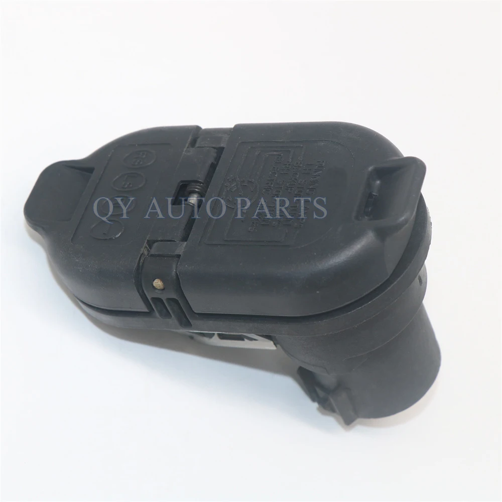 FU5Z-14489-A Trailer Tow Receptacle Connector for Ford F-150 Lightning Ranger F-250 F-350 Super Duty 2015-2024
FU5Z-14489-A Trailer Tow Receptacle Connector for Ford F-150 Lightning Ranger F-250 F-350 Super Duty 2015-2024