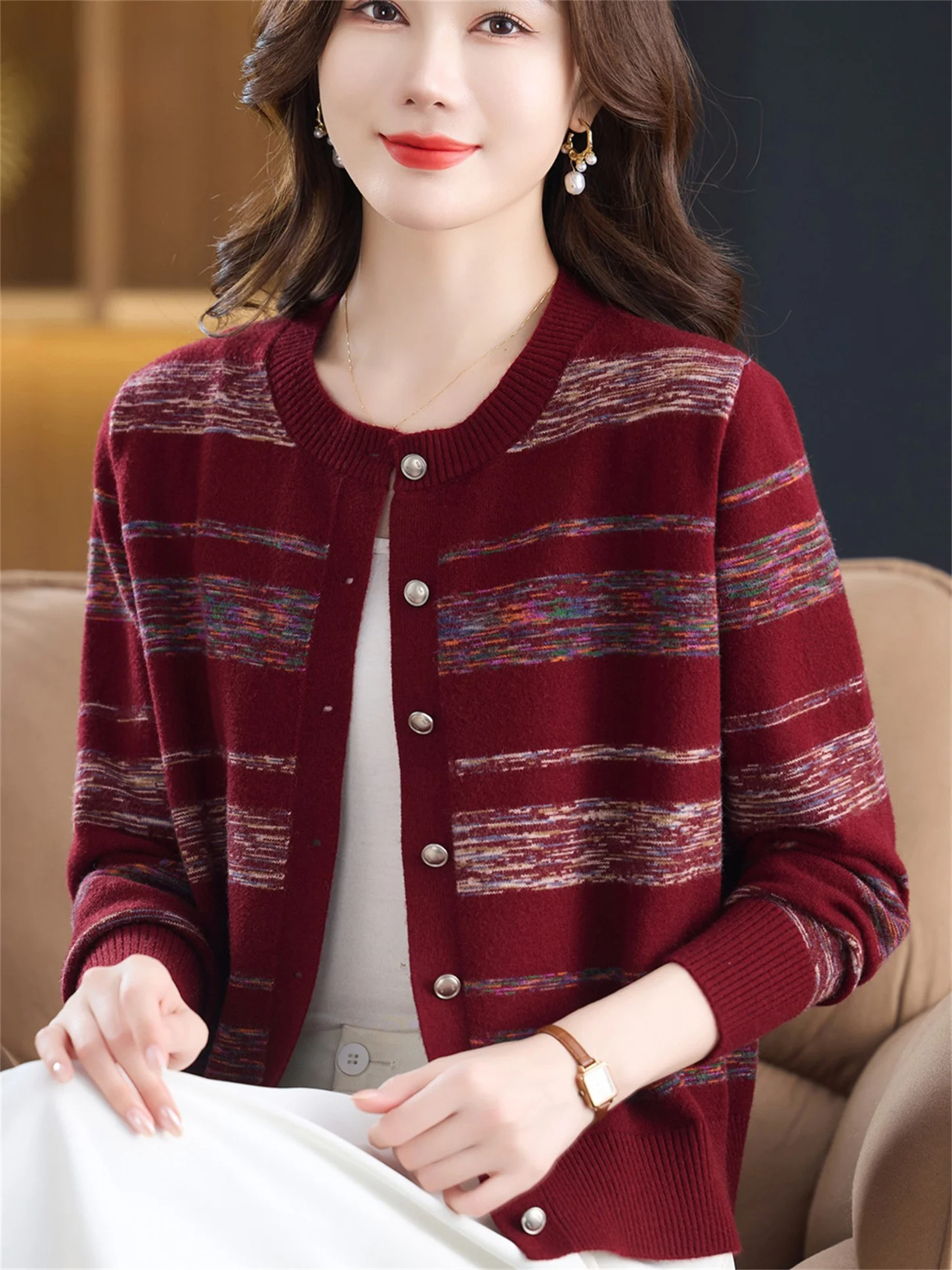 Faionable Striped Knitted Loose Top round Ne Mom Clothes Spring Autumn New Sle for Middle-Aged Women Breathable Casualwear
Faionable Striped Knitted Loose Top round Ne Mom Clothes Spring Autumn New Sle for Middle-Aged Women Breathable Casualwear