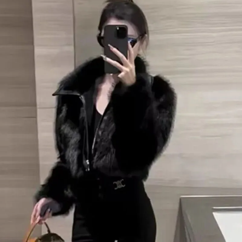 Осень-зима, женская лоскутная короткая шуба, корейская женская модная свободная плюшевая верхняя одежда, 2025 г., женская куртка из искусственного меха с длинными рукавами 
Осень-зима, женская лоскутная короткая шуба, корейская женская модная свободная плюшевая верхняя одежда, 2025 г., женская куртка из искусственного меха с длинными рукавами