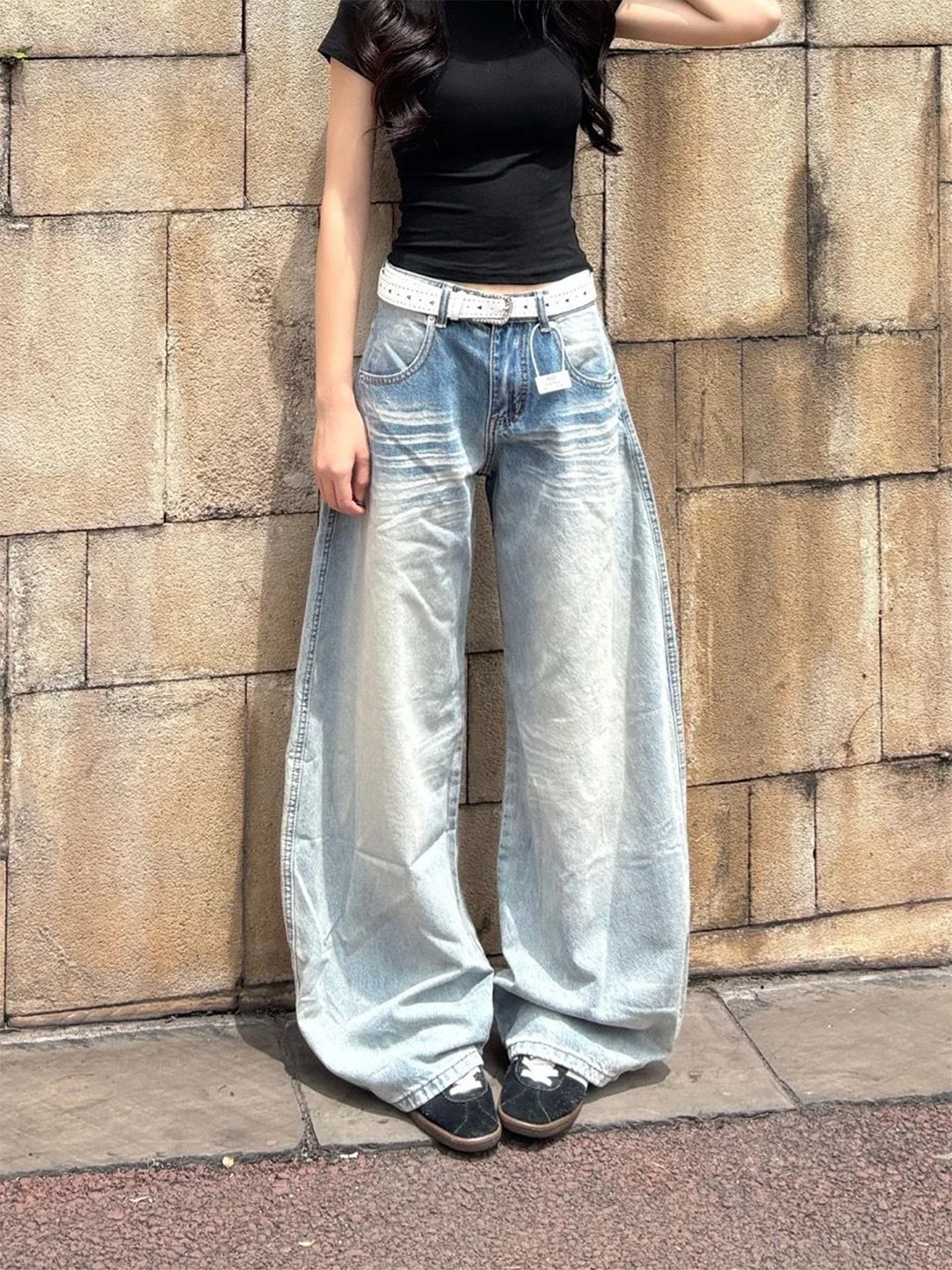 High Waist Wide Leg Denim Jeans Women's Summer 2026 Vintage American Style Loose Fit Slimming Thin Washed Casual Jeans
High Waist Wide Leg Denim Jeans Women's Summer 2026 Vintage American Style Loose Fit Slimming Thin Washed Casual Jeans