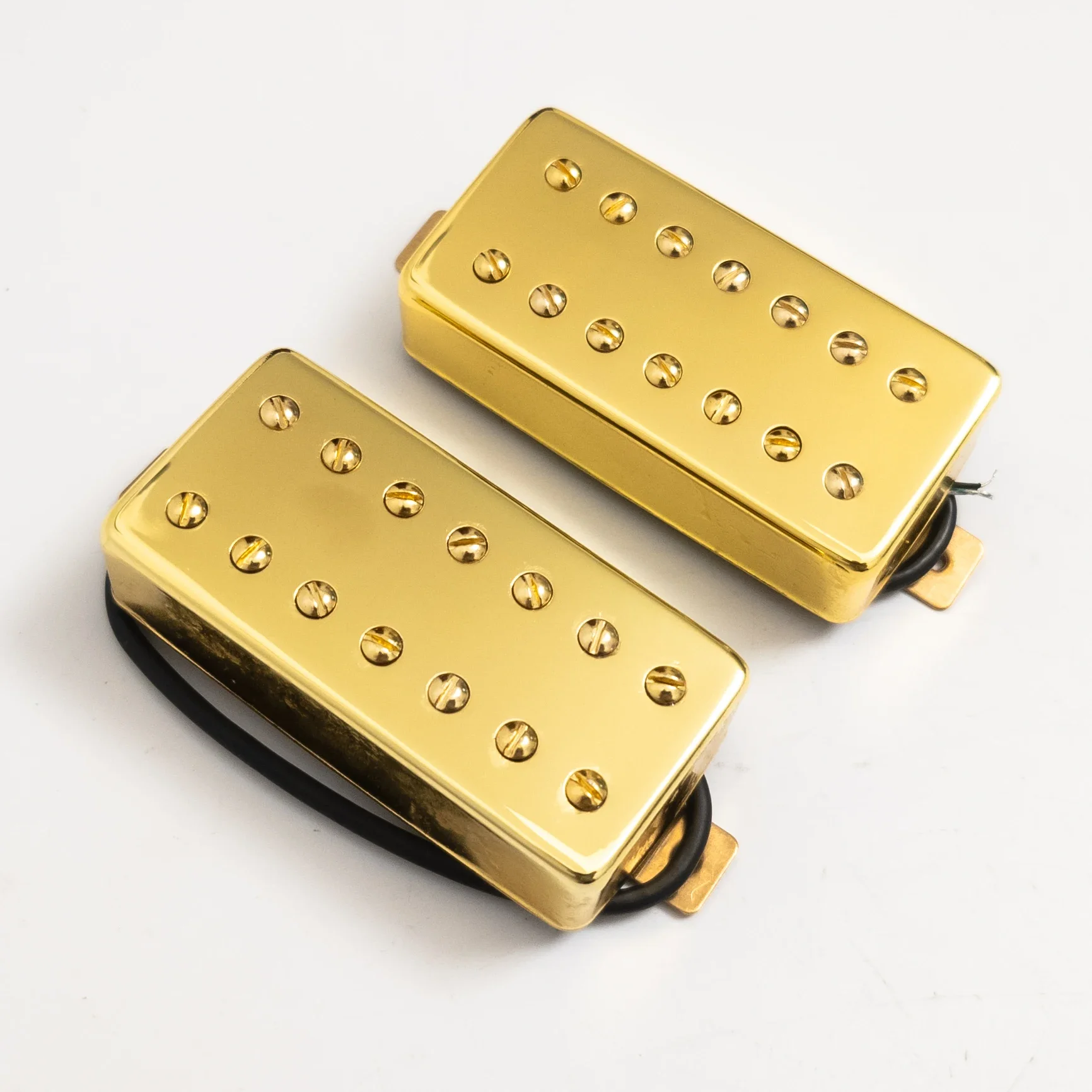 7-струнный звукосниматель-хамбакер Yumiya с латунной крышкой для электрогитары LP — двойные линейные винты с прорезями, разделение катушки 8,5K/14K
7-струнный звукосниматель-хамбакер Yumiya с латунной крышкой для электрогитары LP — двойные линейные винты с прорезями, разделение катушки 8,5K/14K