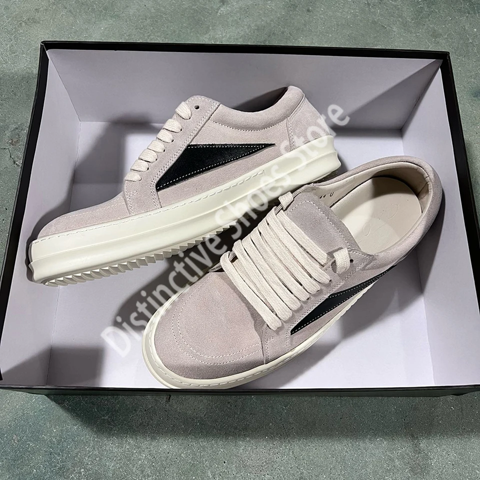 Solid Retro Sneakers Flat Couple Shoes Suede Leather Ro Men Classic Low-top Sneakers Thick Sole Lace Up Casual Women Street Shoe
Solid Retro Sneakers Flat Couple Shoes Suede Leather Ro Men Classic Low-top Sneakers Thick Sole Lace Up Casual Women Street Shoe
