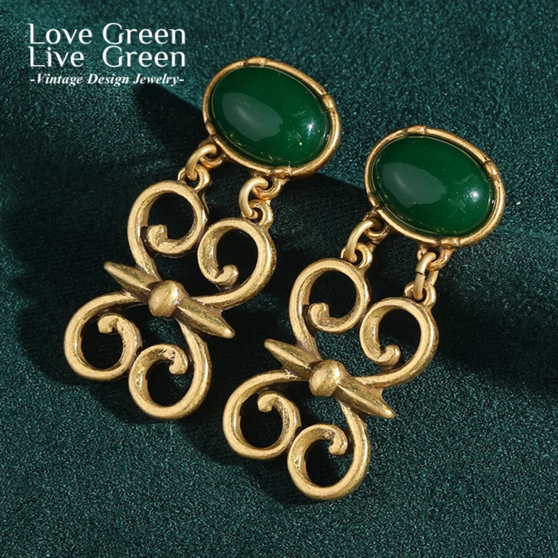 Vintage Hollow Butterfly Earrings Oval Green Agate Retro Woman Gold Color Drop Dangle Designer Elegant Luxury Quality Jewelry
Vintage Hollow Butterfly Earrings Oval Green Agate Retro Woman Gold Color Drop Dangle Designer Elegant Luxury Quality Jewelry
