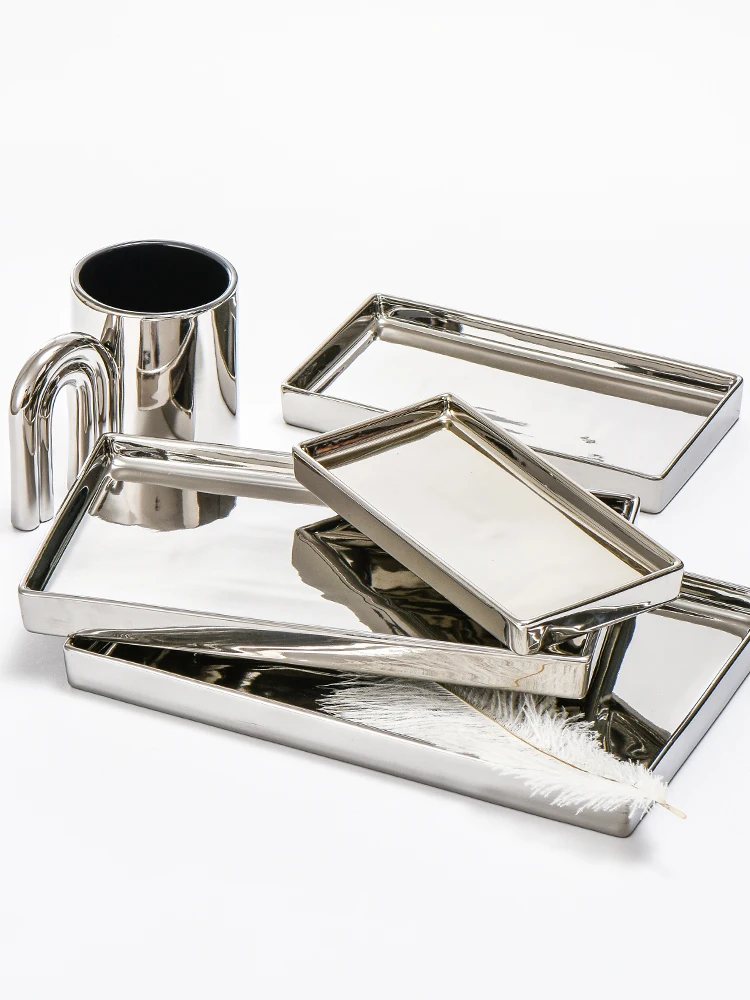 Nordic Home Accessories Desktop Organizer Silver Plated Dessert Plate Ceramic Jewelry Tray Storage Dish Trinket Ring Holder
Nordic Home Accessories Desktop Organizer Silver Plated Dessert Plate Ceramic Jewelry Tray Storage Dish Trinket Ring Holder