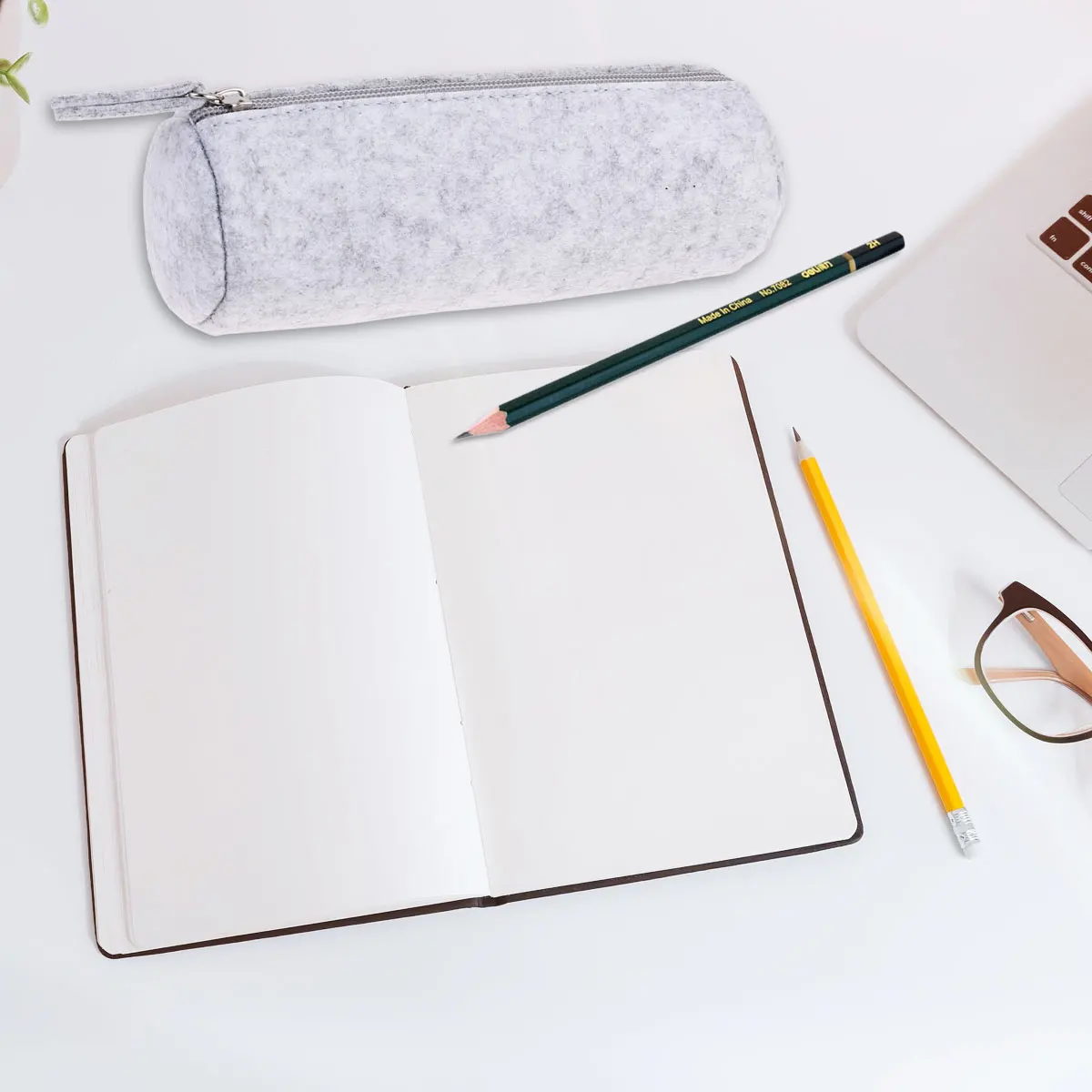 4pcs Pencil Case Organizer Durable Stationery Bag For Pens Pencils Makeup Coin Cellphone Storage Light Grey Dark Grey
4pcs Pencil Case Organizer Durable Stationery Bag For Pens Pencils Makeup Coin Cellphone Storage Light Grey Dark Grey