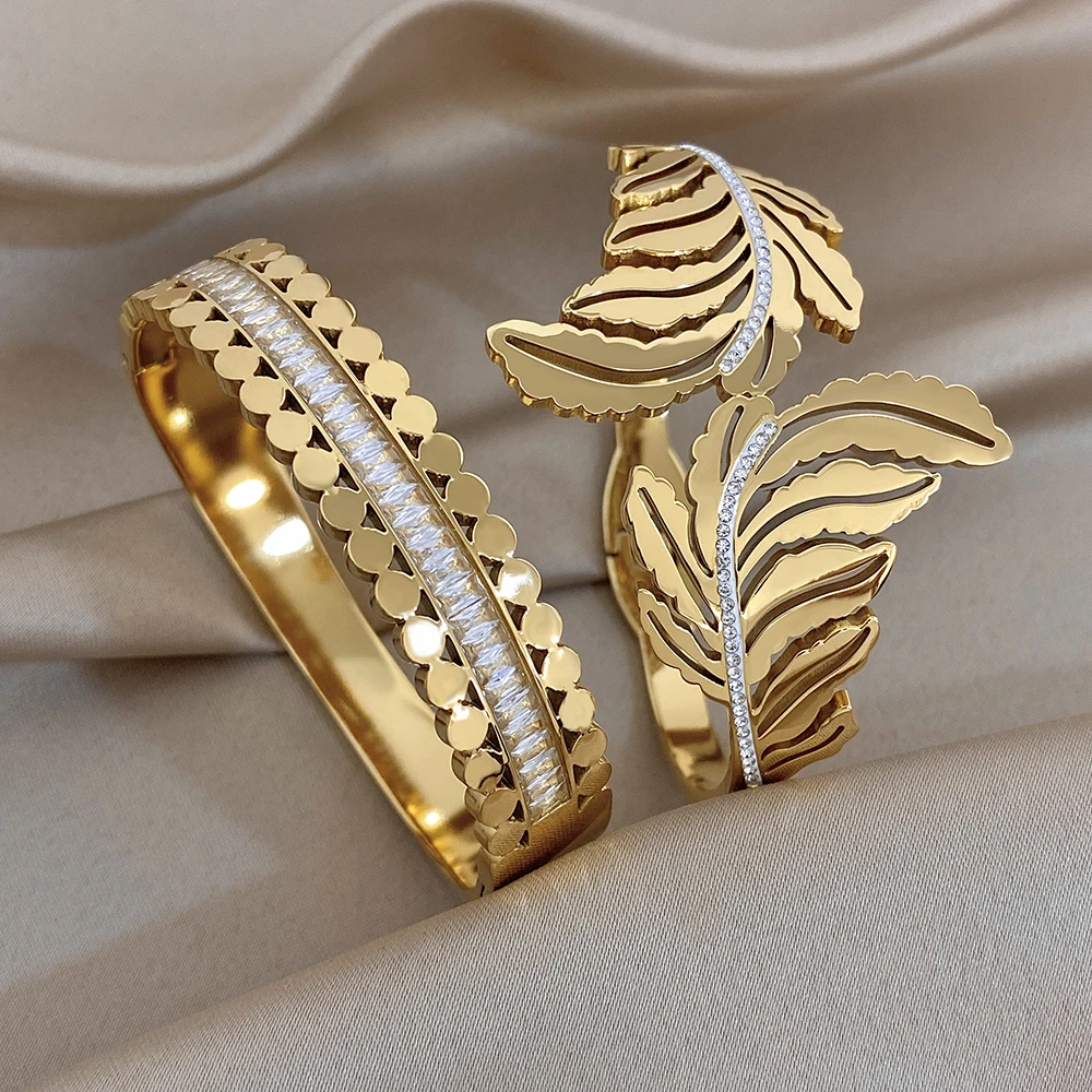 Exaggerated Large Leaf Circular Splicing Golden Stainless Steel Bangle for Women Zircon Waterproof Spring Bracelet Lady Jewelry
Exaggerated Large Leaf Circular Splicing Golden Stainless Steel Bangle for Women Zircon Waterproof Spring Bracelet Lady Jewelry