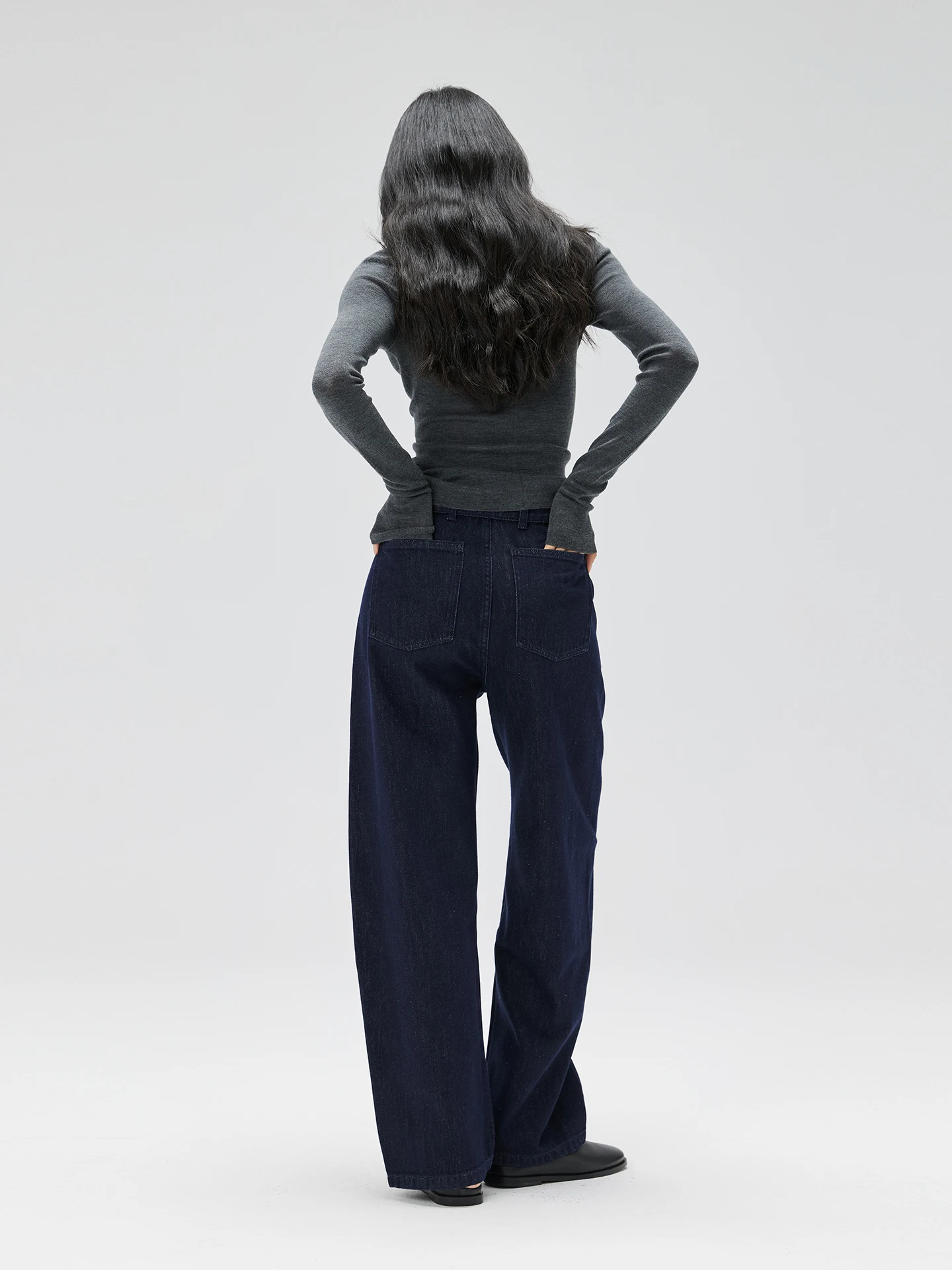 Женские джинсы свободного кроя с высокой талией No 93 темно-синие, оригинальный цвет, витая строчка, дугообразный дизайн, хлопок, удобные, дышащие
Женские джинсы свободного кроя с высокой талией No 93 темно-синие, оригинальный цвет, витая строчка, дугообразный дизайн, хлопок, удобные, дышащие