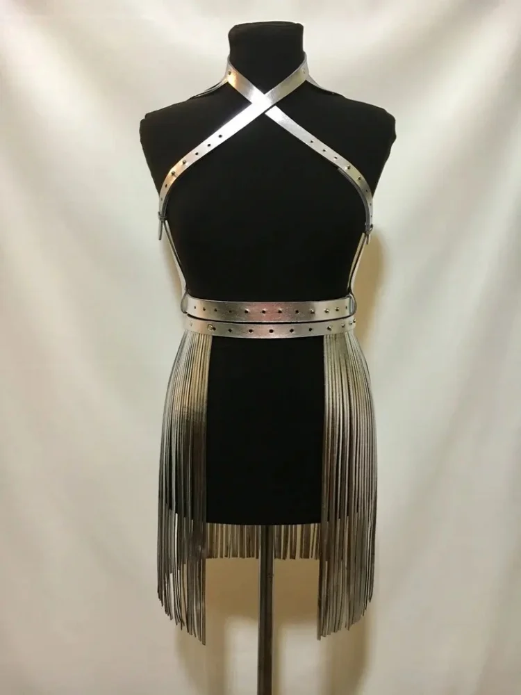 New Concert Music Festival Tassel Dress Belt Fashion Sexy Adult Women Role Play Leather Tassel Girl Group Stage Performance Set 
New Concert Music Festival Tassel Dress Belt Fashion Sexy Adult Women Role Play Leather Tassel Girl Group Stage Performance Set