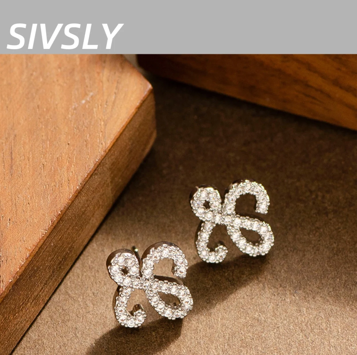 European and American cross-border luxury design, exquisite full zircon earrings for women, hot sale, unique, high-end earring
European and American cross-border luxury design, exquisite full zircon earrings for women, hot sale, unique, high-end earring