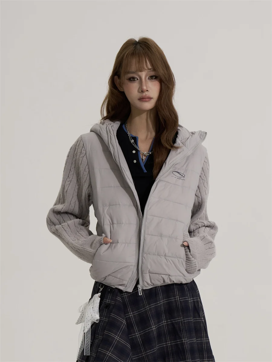 Американский ретро-пуховик для женщин, комбинированный, вязаный, свободного кроя, теплый, осенне-зимний, повседневный, из полиэфирного волокна
Американский ретро-пуховик для женщин, комбинированный, вязаный, свободного кроя, теплый, осенне-зимний, повседневный, из полиэфирного волокна