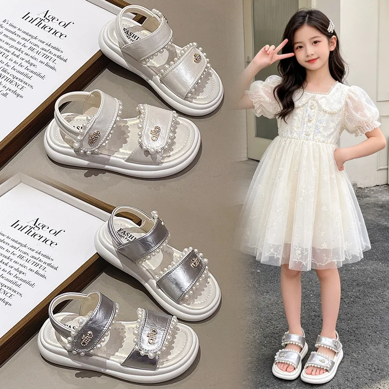 Girls' Student Sandals Summer New Children's Soft-soled Princess Shoes Baby Beaded Beach Shoes
Girls' Student Sandals Summer New Children's Soft-soled Princess Shoes Baby Beaded Beach Shoes