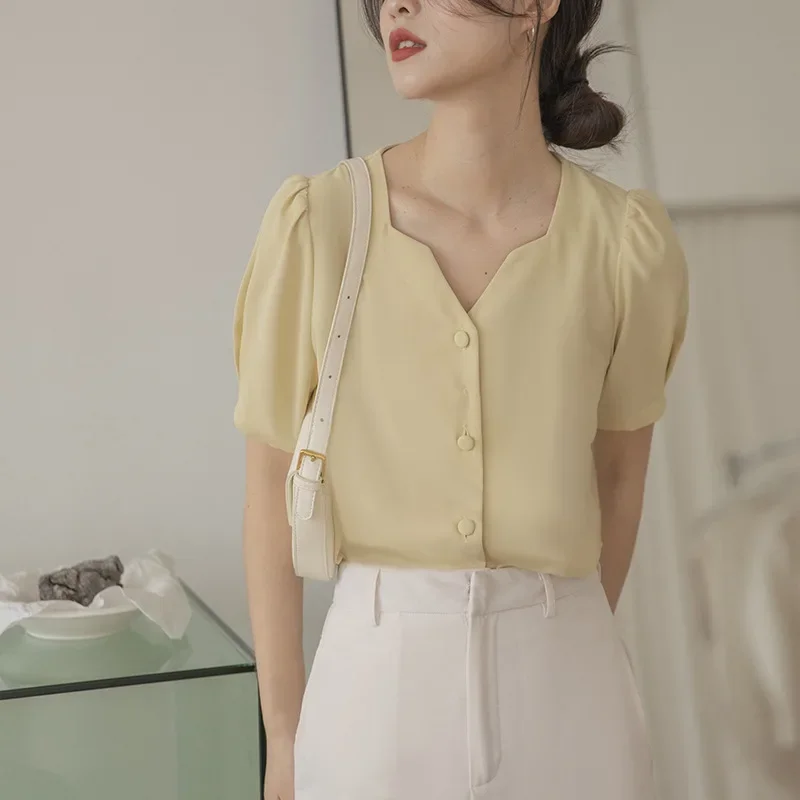Girls White Chiffon Short Sleeve Shirt Women Summer French Style Square Neck Half Sleeve Button Up Shirt Top Yellow Officewear
Girls White Chiffon Short Sleeve Shirt Women Summer French Style Square Neck Half Sleeve Button Up Shirt Top Yellow Officewear