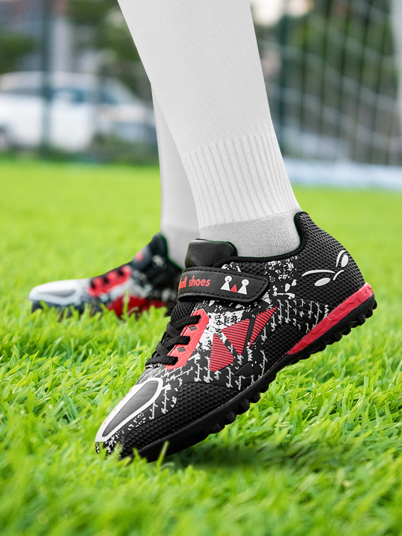 New Boys' Outdoor Sports Shoes, Boys' Football Sports Shoes, Football Shoes, Lawn Professional Sports Shoes, Training Shoes
New Boys' Outdoor Sports Shoes, Boys' Football Sports Shoes, Football Shoes, Lawn Professional Sports Shoes, Training Shoes