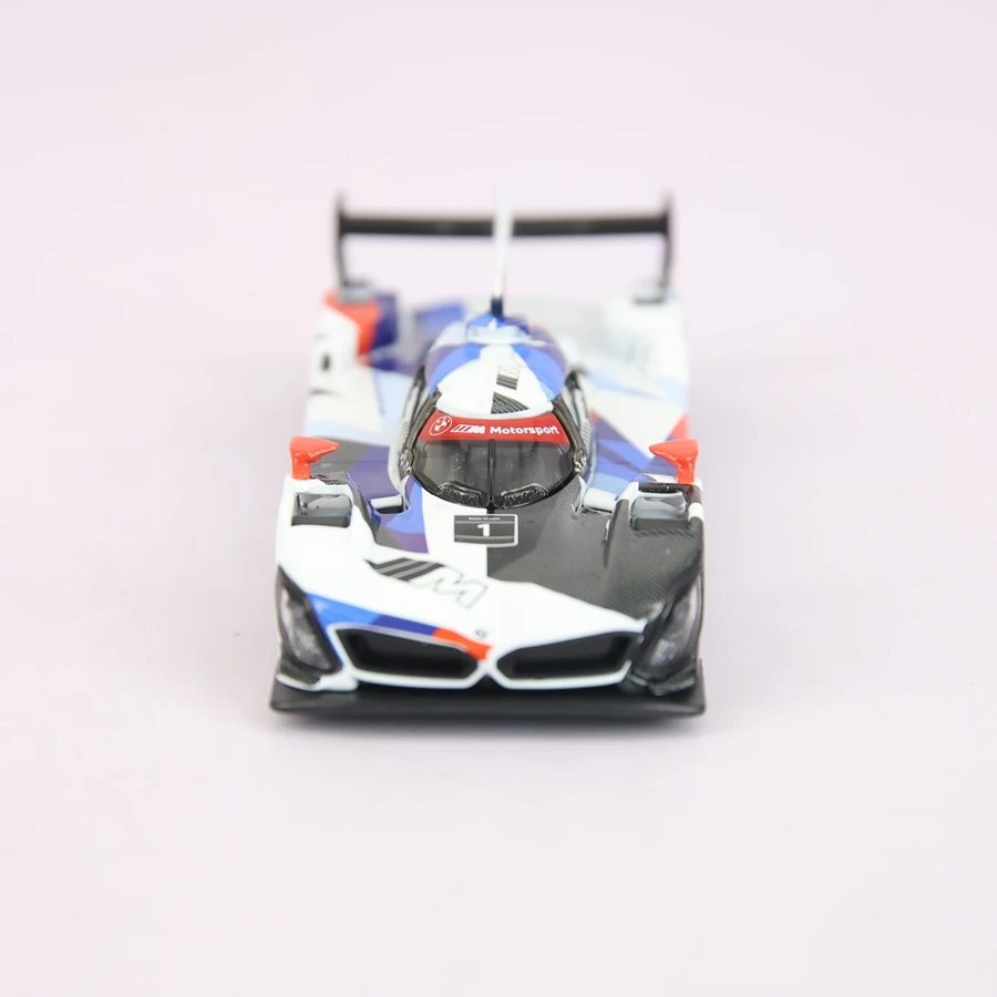 Модель-копия BMW M Hybrid V8 из сплава, масштаб 1:45, статическая, для декора рабочего стола, с богатой детализацией, искусно выполненная.
Модель-копия BMW M Hybrid V8 из сплава, масштаб 1:45, статическая, для декора рабочего стола, с богатой детализацией, искусно выполненная.