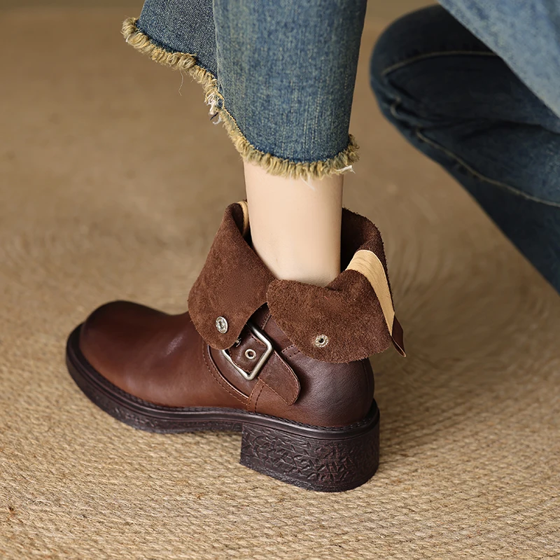 Women Retro Buckle Boots Handmade Ankle Boots Autumn Winter Cowhide Ladies Warm Shoes Handmade Thick Heel High Quality Shoes
Women Retro Buckle Boots Handmade Ankle Boots Autumn Winter Cowhide Ladies Warm Shoes Handmade Thick Heel High Quality Shoes