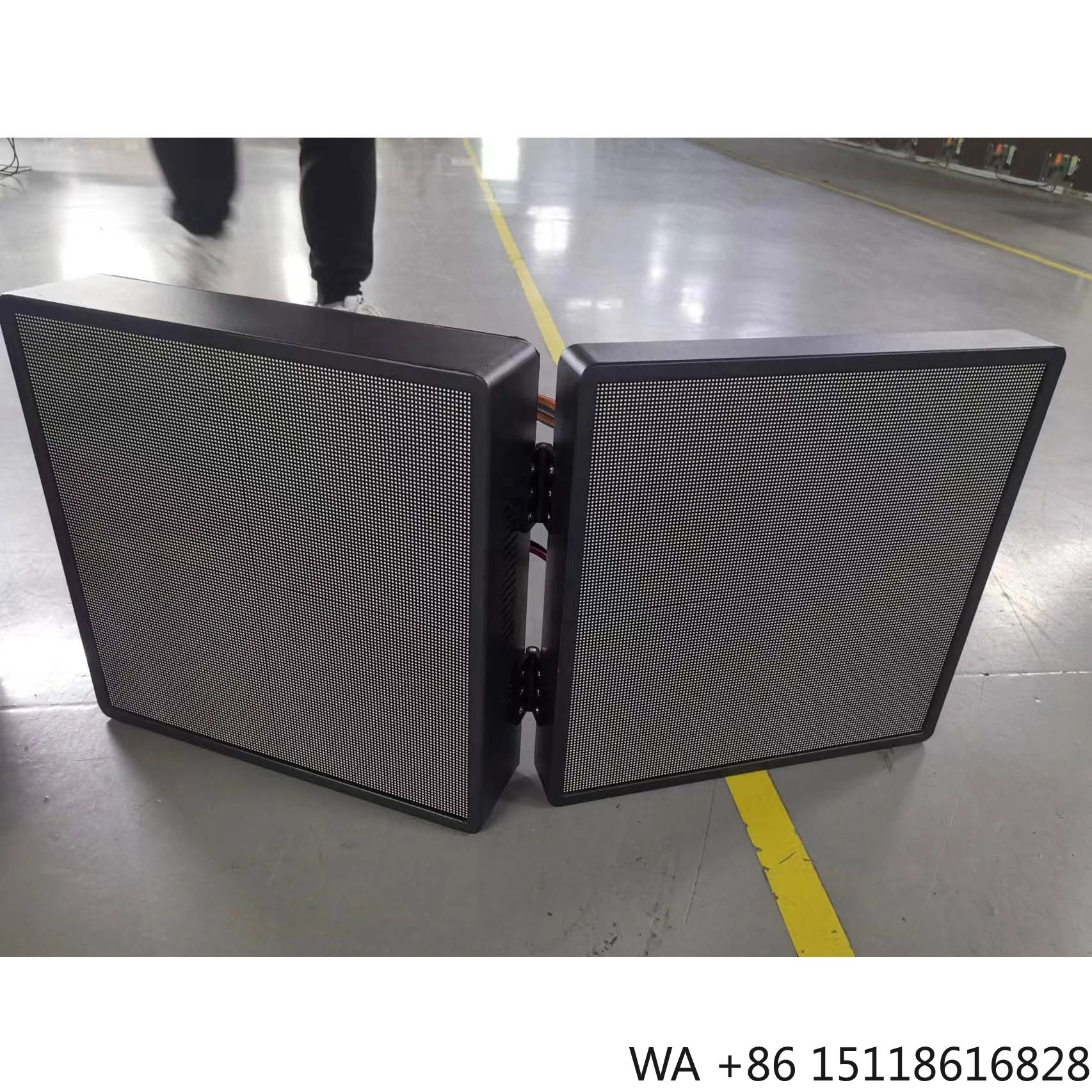 Advertising Digital Signage 3mm Pixel Pitch Outdoor P3 Double Side 384mm Led Display
Advertising Digital Signage 3mm Pixel Pitch Outdoor P3 Double Side 384mm Led Display