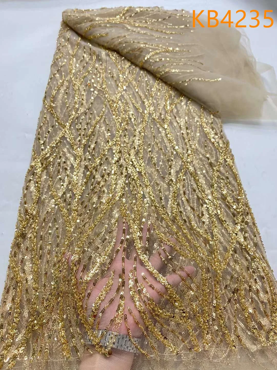 Gold Beaded Tulle Lace Fabric High Quality Royal Blue Embroidered Fabrics Of 5 Yards New Designs Sequins Lace For Sewing KB4235
Gold Beaded Tulle Lace Fabric High Quality Royal Blue Embroidered Fabrics Of 5 Yards New Designs Sequins Lace For Sewing KB4235