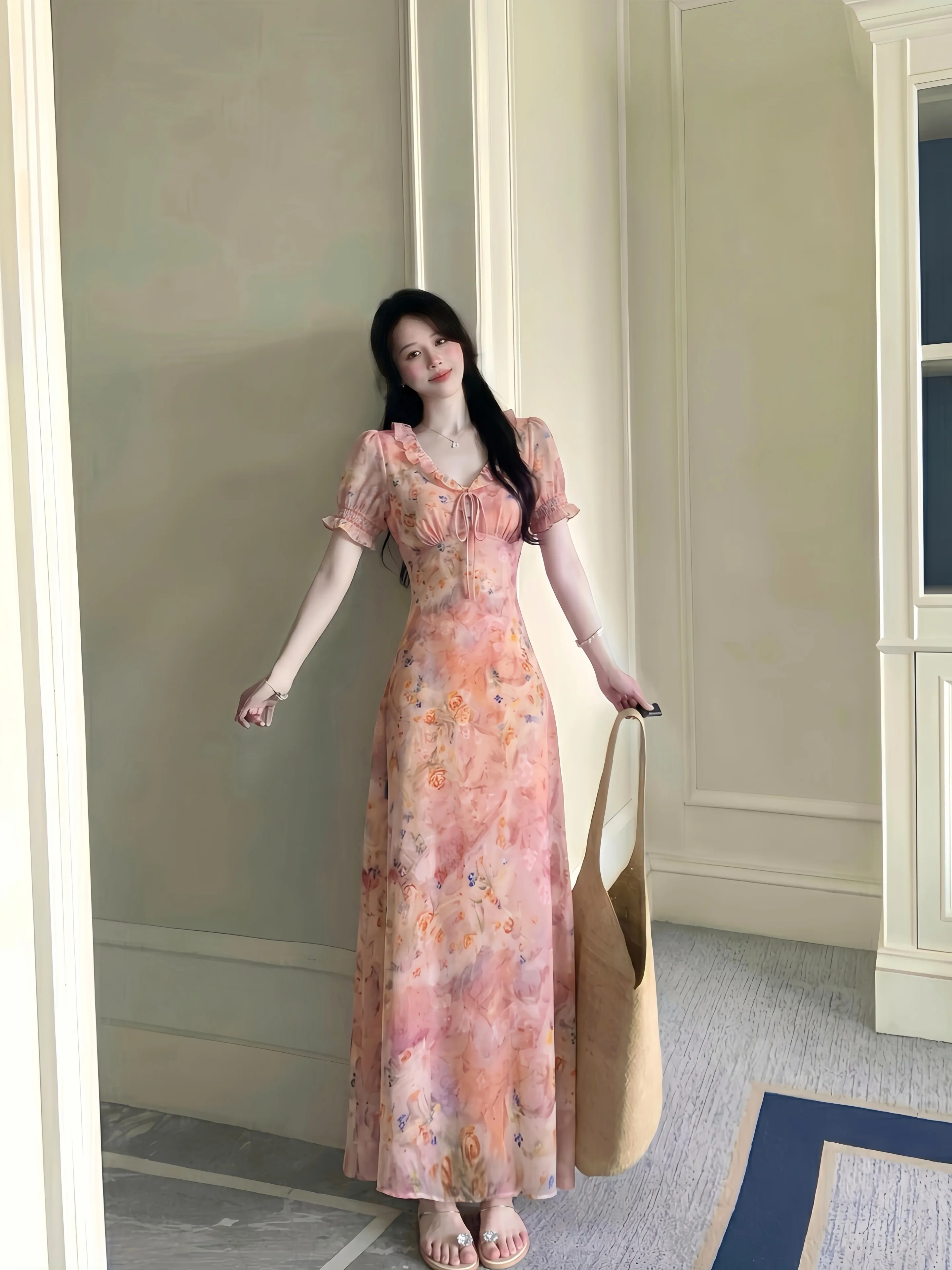 plus Size Floral Print Short Sleeve Dress V-Neck Waist Cinching Belted Long Skirt Korean Style City Walk A-Line Gown Summer
plus Size Floral Print Short Sleeve Dress V-Neck Waist Cinching Belted Long Skirt Korean Style City Walk A-Line Gown Summer