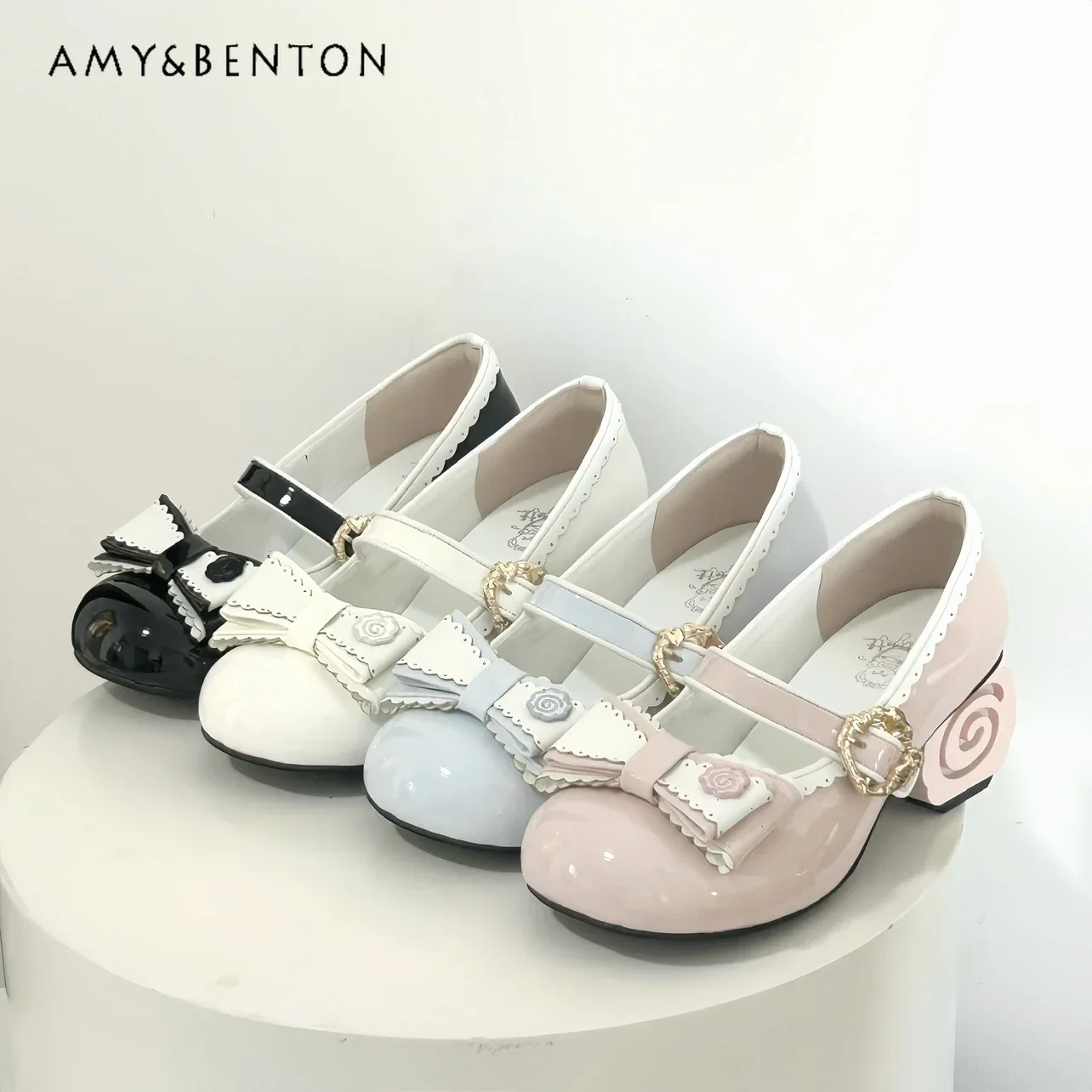 Original Lolita Round Head Mid-heel Shoes for Women Sweet Girl Cute Mary Jane Shoes Elegant Temperament Princess High Heels
Original Lolita Round Head Mid-heel Shoes for Women Sweet Girl Cute Mary Jane Shoes Elegant Temperament Princess High Heels