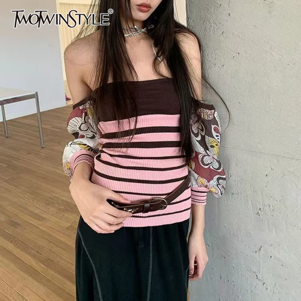 TWOTWINSTYLE Hit Color Slimming Vests for Women Strapless Long Sleeve Minimalist Printing Vest Female Fashion Style
TWOTWINSTYLE Hit Color Slimming Vests for Women Strapless Long Sleeve Minimalist Printing Vest Female Fashion Style