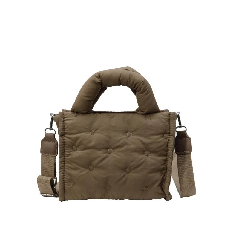 A3PE All-Matching Shoulder Bag for Woman Top Handle Bag Korean Styles Crossbody Bag Trend Handbag Puffer Bag
A3PE All-Matching Shoulder Bag for Woman Top Handle Bag Korean Styles Crossbody Bag Trend Handbag Puffer Bag