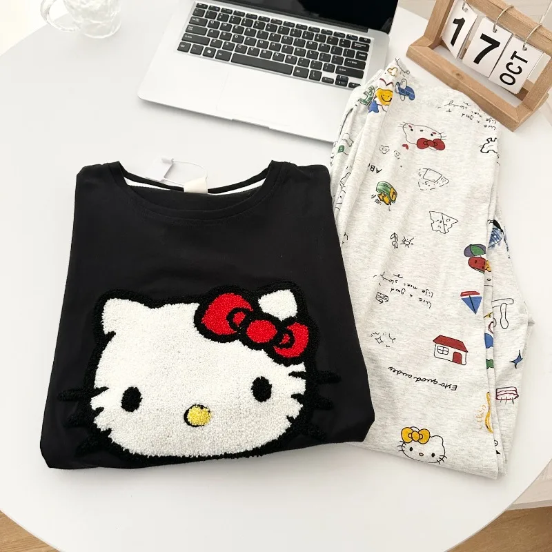 Новые летние милые пижамы из чистого хлопка с круглым вырезом и рисунком Hello Kitty, женские брюки с длинными рукавами, домашняя одежда, комплект из двух предметов
Новые летние милые пижамы из чистого хлопка с круглым вырезом и рисунком Hello Kitty, женские брюки с длинными рукавами, домашняя одежда, комплект из двух предметов