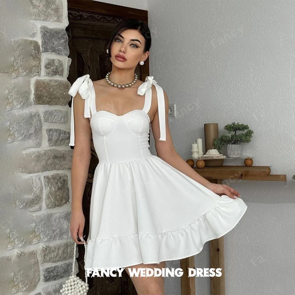 Fancy Short Mini Satin Wedding Dress Lace Up Back Spaghetti Straps Svadobné šaty Svadobné šaty A-line For Bride customized
Fancy Short Mini Satin Wedding Dress Lace Up Back Spaghetti Straps Svadobné šaty Svadobné šaty A-line For Bride customized