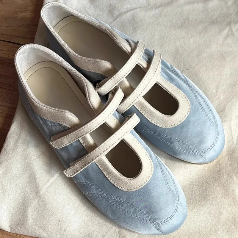 Women's Satin Mary Jane Shoes Double Strap Round Toe Flats Ballet Shoes 2026 Trendy Comfortable Casual Flat Shoes Zapatos Mujer
Women's Satin Mary Jane Shoes Double Strap Round Toe Flats Ballet Shoes 2026 Trendy Comfortable Casual Flat Shoes Zapatos Mujer