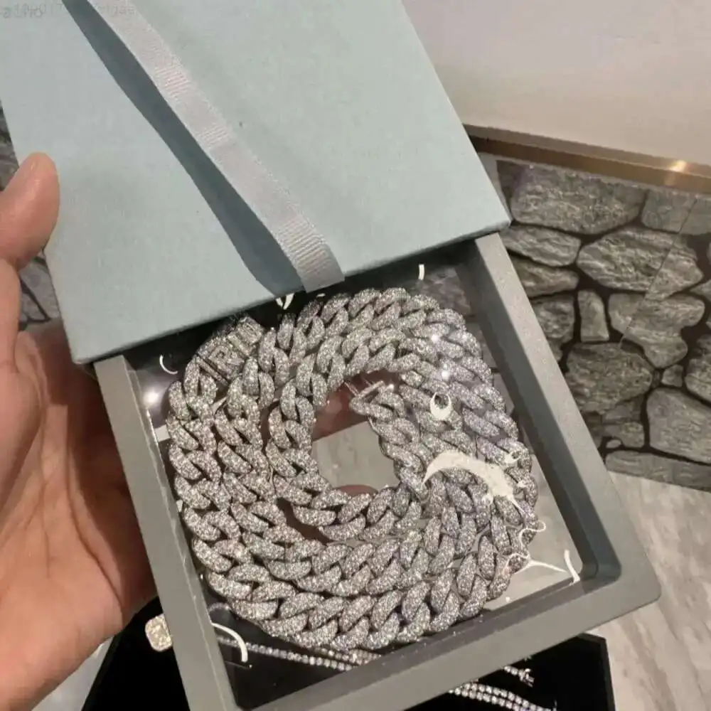Sale 12mm 15mm Pass Diamond Tester 925 Sterling Silver Hip Hop Iced Out Vvs Moissanite Diamond Cuban Link Chain
Sale 12mm 15mm Pass Diamond Tester 925 Sterling Silver Hip Hop Iced Out Vvs Moissanite Diamond Cuban Link Chain