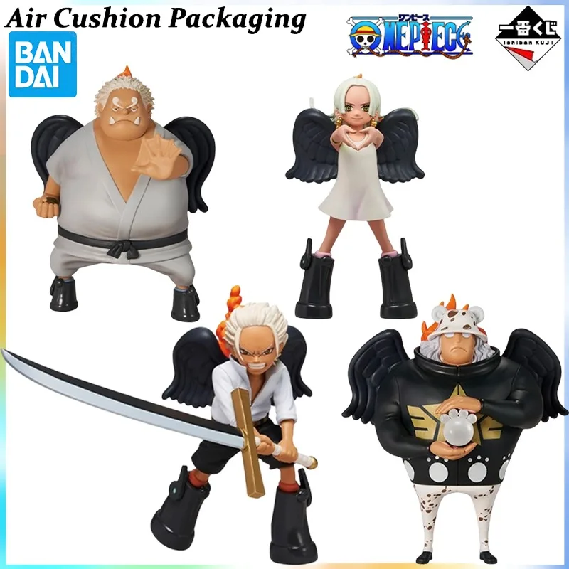 Оригинальная серия Bandai Ichiban Kuji: призовые фигурки One Piece из арки Egghead — Джинби, Боа Хэнкок, Бартоломео Кума, Дракул Михоук.
Оригинальная серия Bandai Ichiban Kuji: призовые фигурки One Piece из арки Egghead — Джинби, Боа Хэнкок, Бартоломео Кума, Дракул Михоук.