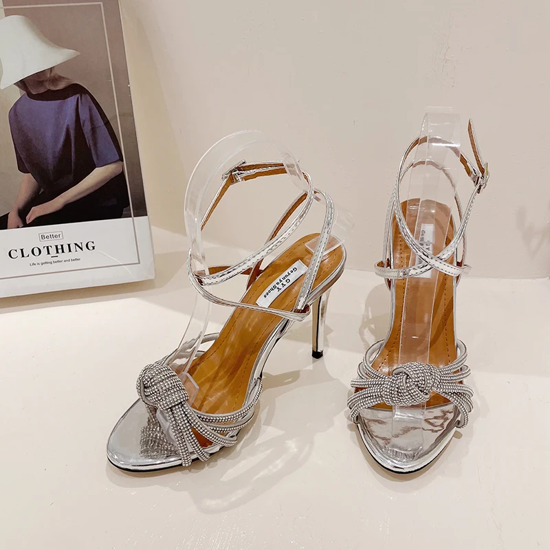 ZOOKERLIN Rhinestone Strap Hollow Women's Sandals Summer Stiletto High Heels Solid Color Buckle Fashion Party Shoes For Woman
ZOOKERLIN Rhinestone Strap Hollow Women's Sandals Summer Stiletto High Heels Solid Color Buckle Fashion Party Shoes For Woman