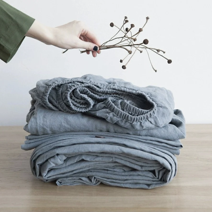 100% Linen Bedding Set with Elastic Band Fitted Sheet Duvet Cover Pillowcases Single Couple Bedsheet Single Couple Twin Size
100% Linen Bedding Set with Elastic Band Fitted Sheet Duvet Cover Pillowcases Single Couple Bedsheet Single Couple Twin Size