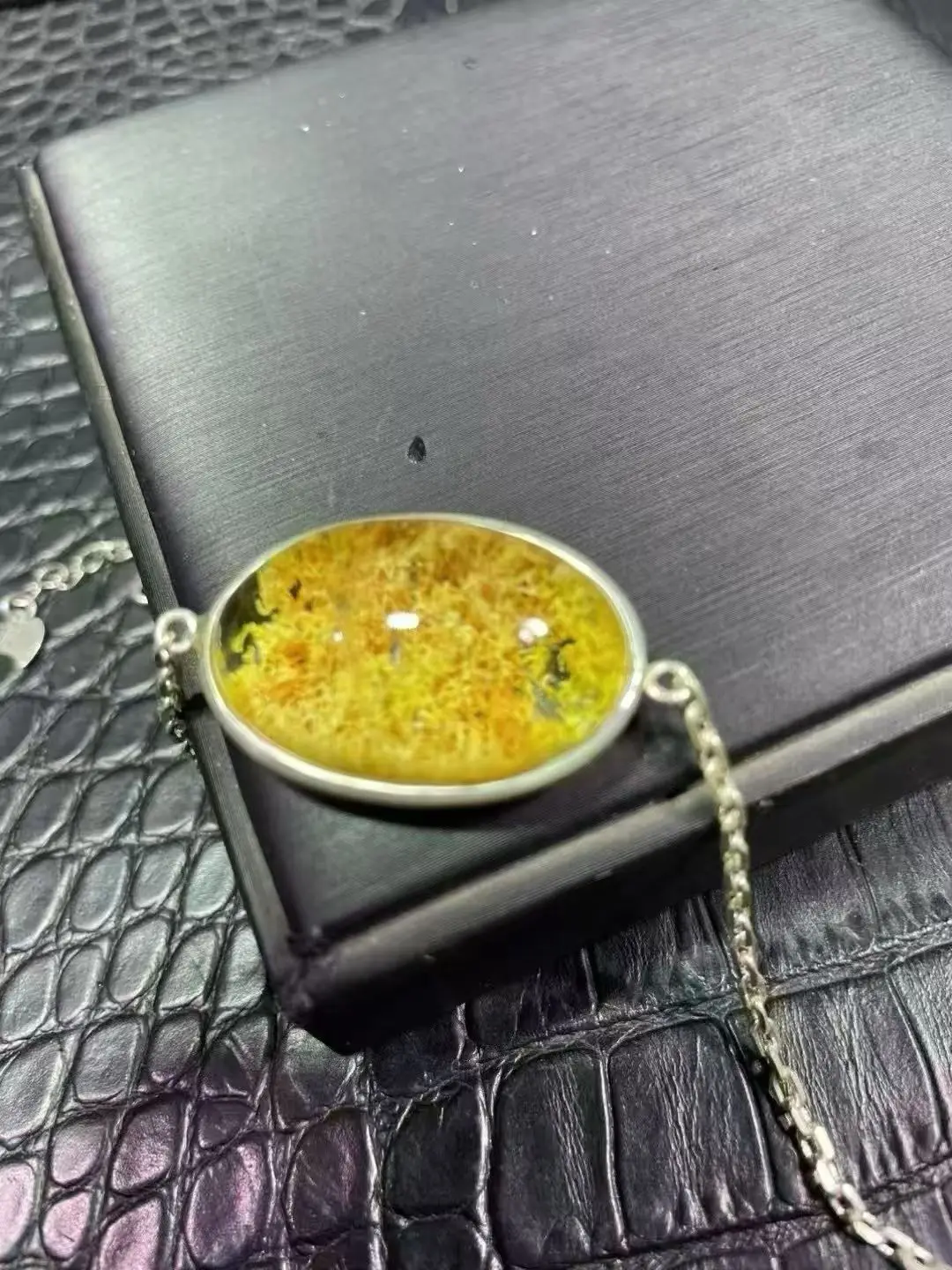 Натуральный оранжево-желтый кулон из фантомного кварца, 30*21*13 мм, для женщин и мужчин, в форме капли, редкий садовый фантомный кварц, класс ААААА
Натуральный оранжево-желтый кулон из фантомного кварца, 30*21*13 мм, для женщин и мужчин, в форме капли, редкий садовый фантомный кварц, класс ААААА