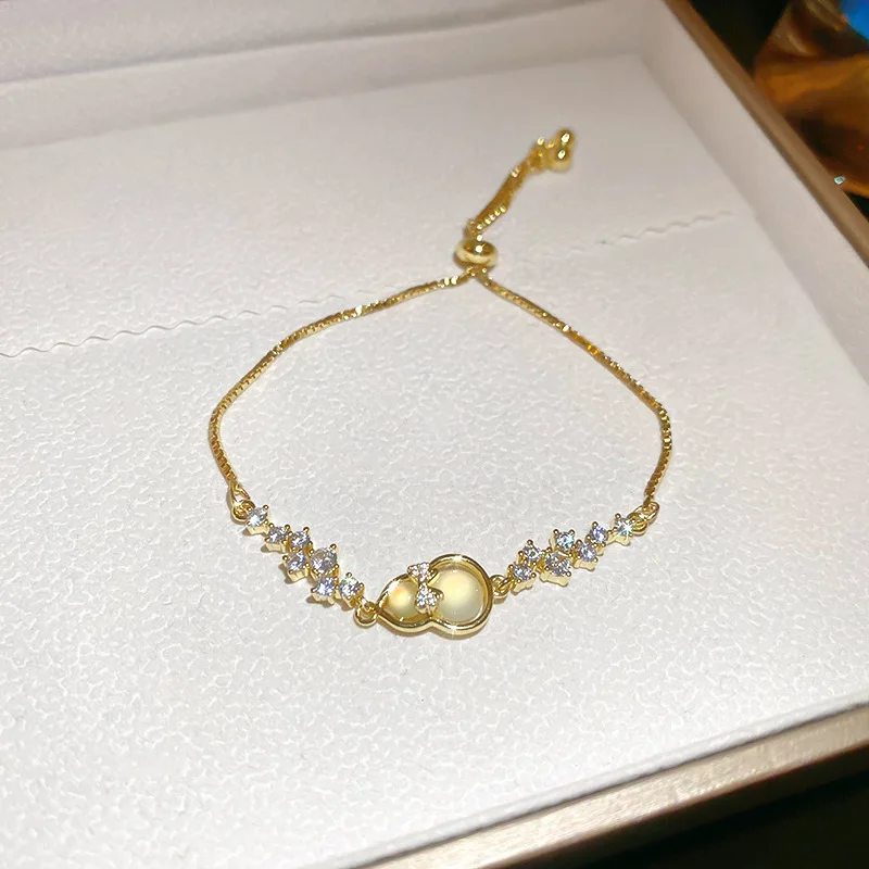 New South Korea Exquisite Gourd Pull Bracelet Fashion Elegant Simple Bracelet Women's Jewelry
New South Korea Exquisite Gourd Pull Bracelet Fashion Elegant Simple Bracelet Women's Jewelry