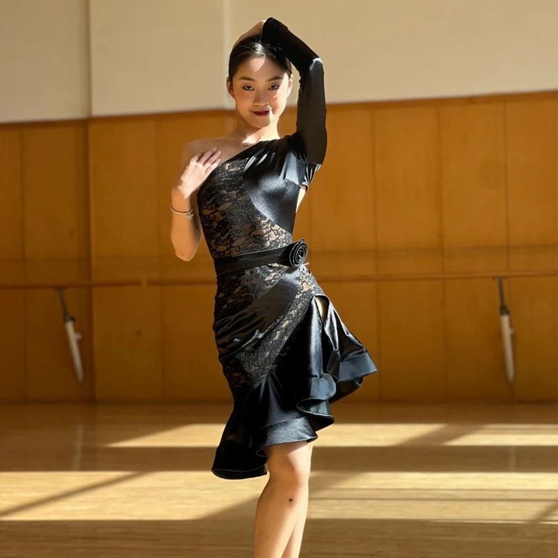 Adults Single Sleeve Latin Dance Dress Sexy Backless Competition Dancing Dresses Women Samba Rumba Latin Dance Wear SL9523
Adults Single Sleeve Latin Dance Dress Sexy Backless Competition Dancing Dresses Women Samba Rumba Latin Dance Wear SL9523