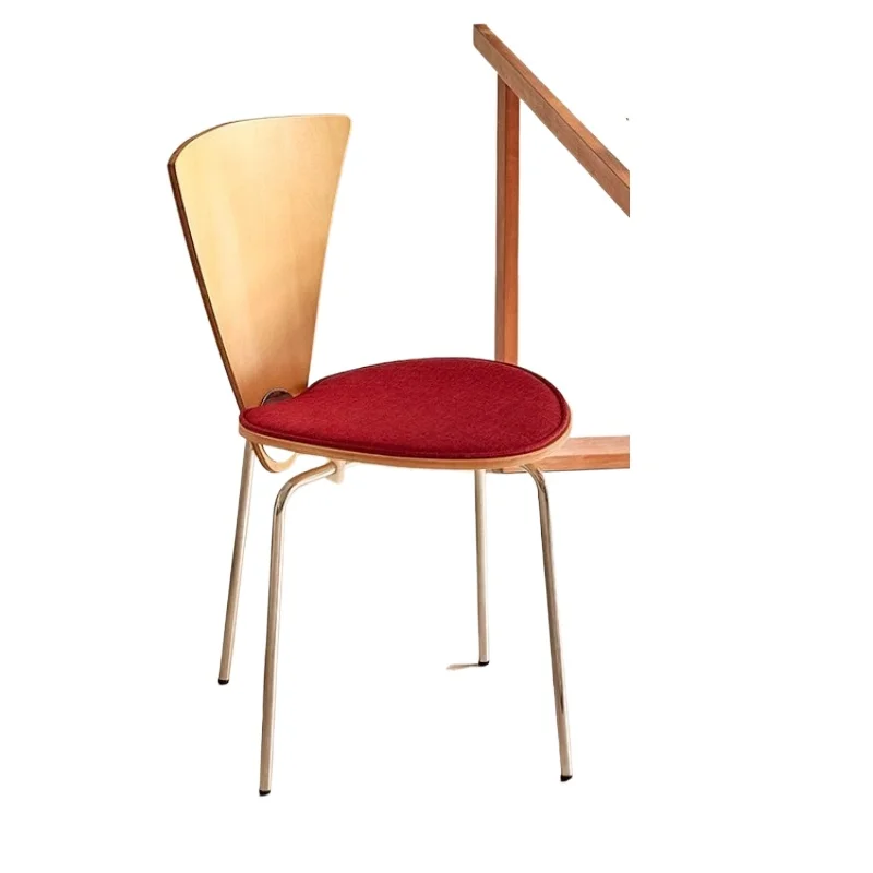Designer small apricot leaf chair Bauhaus medieval solid wood ins dining chair small apartment stainless steel retro chair
Designer small apricot leaf chair Bauhaus medieval solid wood ins dining chair small apartment stainless steel retro chair