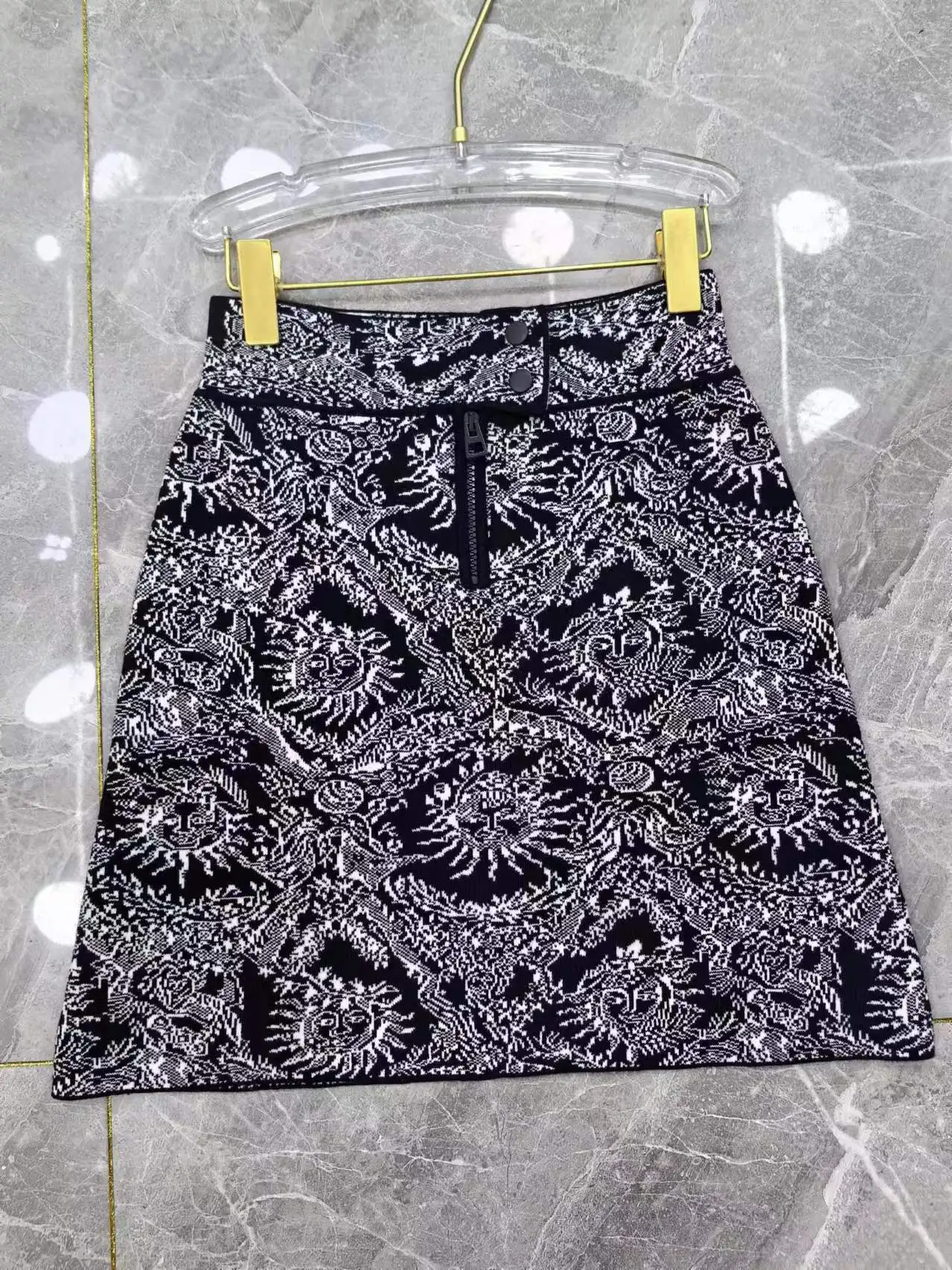 ws0650 Fashion women Skirts 2024 Popular European Design party style Women's Clothing
ws0650 Fashion women Skirts 2024 Popular European Design party style Women's Clothing