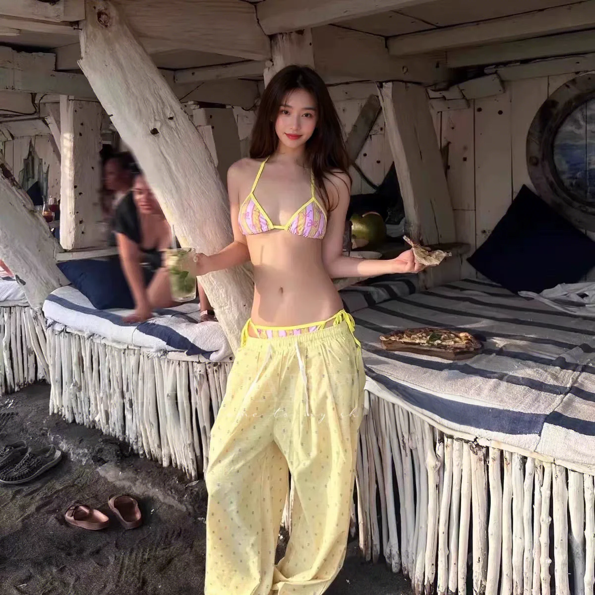 Сексуальный женский купальник-бикини с тонкими бретелями для пляжа и термальных источников, с эффектом пуш-ап для небольшой груди, из полиэстера.
Сексуальный женский купальник-бикини с тонкими бретелями для пляжа и термальных источников, с эффектом пуш-ап для небольшой груди, из полиэстера.