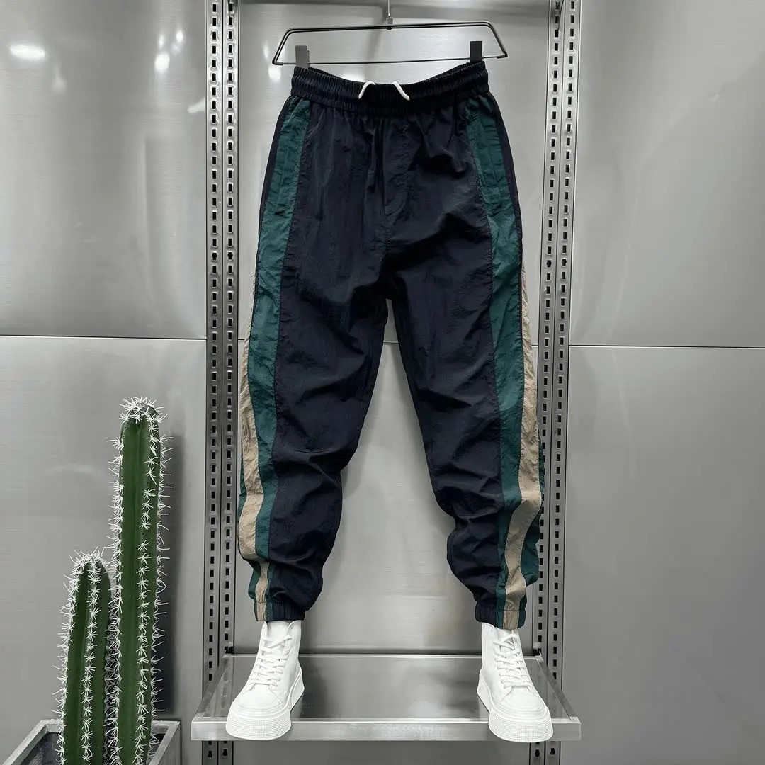 Men's Black Pants Hip Hop Streetwear Fashion Jogger Harem Trousers Y2K Men Streetwear Chic Cargo Korean Clothes
Men's Black Pants Hip Hop Streetwear Fashion Jogger Harem Trousers Y2K Men Streetwear Chic Cargo Korean Clothes