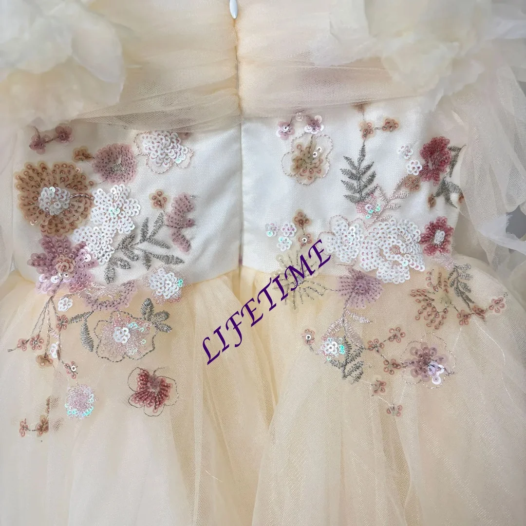 Элегантное бежевое арабское платье для девочек по индивидуальному заказу, кружевное детское бальное платье принцессы на день рождения, свадьбу, детское праздничное бальное платье
Элегантное бежевое арабское платье для девочек по индивидуальному заказу, кружевное детское бальное платье принцессы на день рождения, свадьбу, детское праздничное бальное платье