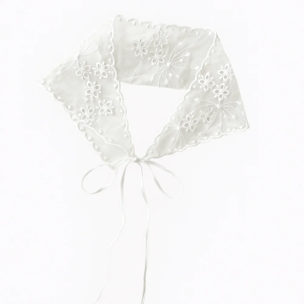 Casual Vintage Triangle Scarf Thin Tie-On Design Lace Headband Bohemian Pattern Chic Style Tie-On Headband Photography
Casual Vintage Triangle Scarf Thin Tie-On Design Lace Headband Bohemian Pattern Chic Style Tie-On Headband Photography