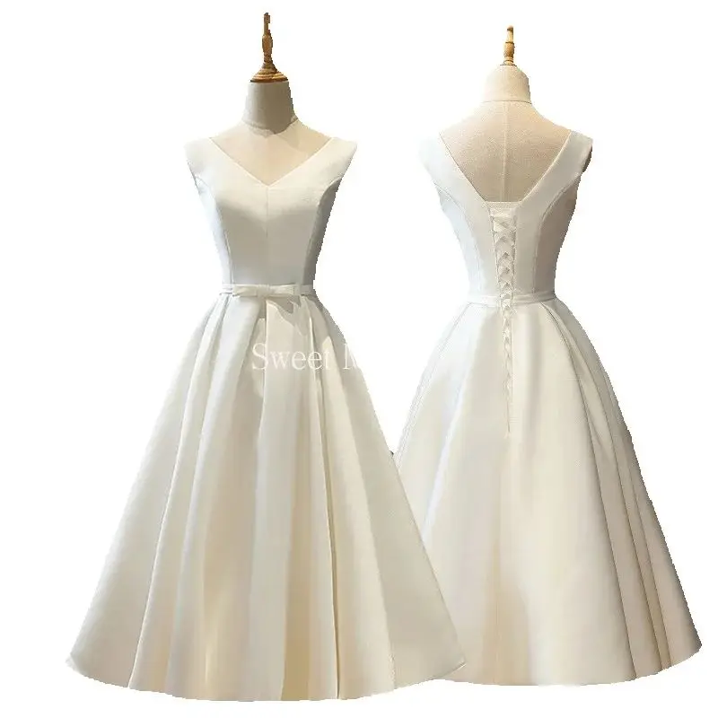 Customized Prom Dresses V-Neck Black White Short Wedding Dress Sweet Memory A-line Satin Robe Bridesmaid Graduation Formal Gown
Customized Prom Dresses V-Neck Black White Short Wedding Dress Sweet Memory A-line Satin Robe Bridesmaid Graduation Formal Gown