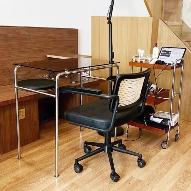 Cleaning Simple Manicure Table Designer Clear Salon High Quality Nail Desk Reception Glass Tavolo Unghie Nails Salon Furniture
Cleaning Simple Manicure Table Designer Clear Salon High Quality Nail Desk Reception Glass Tavolo Unghie Nails Salon Furniture