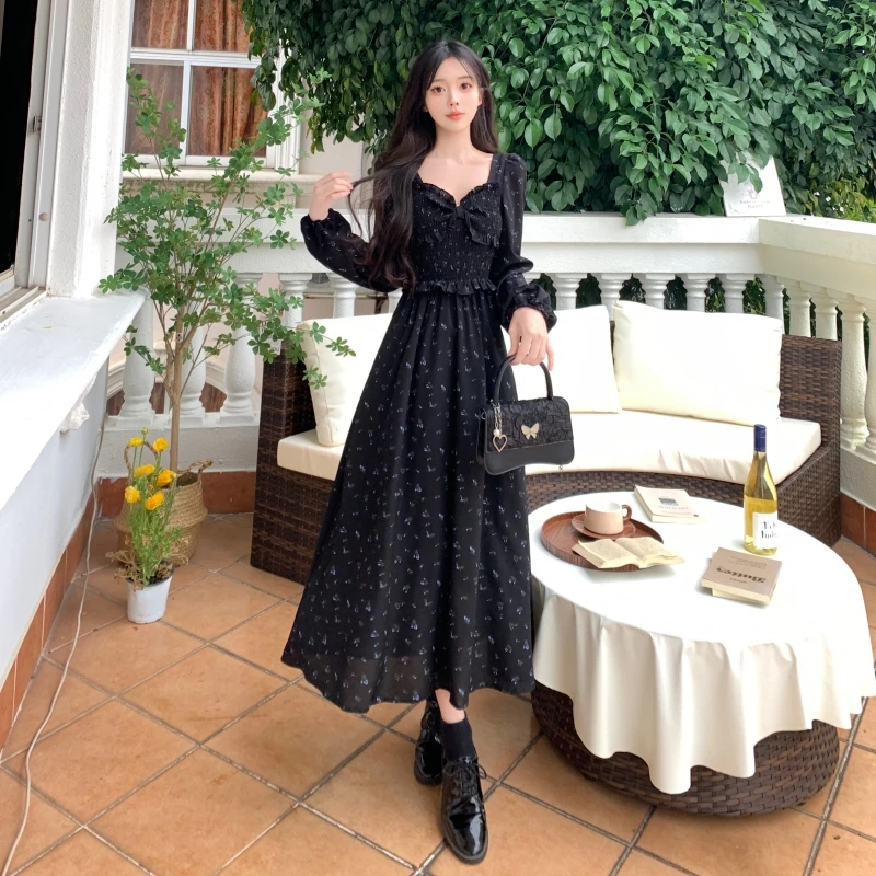 Commuter Casual Plus Size Women's Fall Tea Break French Square Neck Skinny Girl Premium Long Sleeve Black Floral Dresses
Commuter Casual Plus Size Women's Fall Tea Break French Square Neck Skinny Girl Premium Long Sleeve Black Floral Dresses