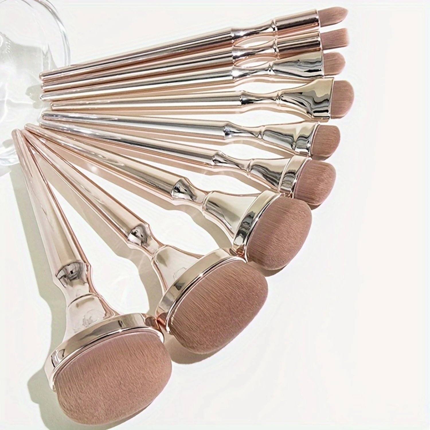 9-Piece Premium Oval Makeup Brush Set - Electroplated Handles, Alcohol-Free, All Skin Types - Ideal Women's Gift
9-Piece Premium Oval Makeup Brush Set - Electroplated Handles, Alcohol-Free, All Skin Types - Ideal Women's Gift