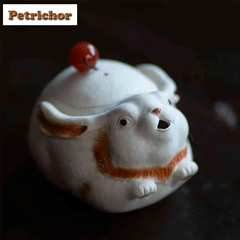 130ml Classic Yixing Purple Clay Teapots Handmade Cartoon Rabbit Hand Grab Pot Raw Ore White Mud Kettle Zisha Tea Set Supplies
130ml Classic Yixing Purple Clay Teapots Handmade Cartoon Rabbit Hand Grab Pot Raw Ore White Mud Kettle Zisha Tea Set Supplies